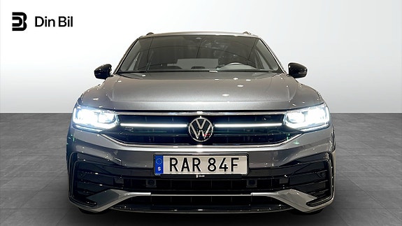Volkswagen Tiguan Allspace 4 of 5