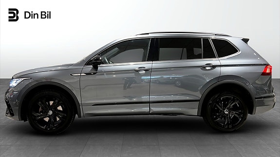 Volkswagen Tiguan Allspace 2 of 5
