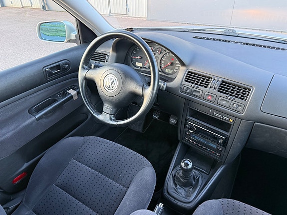 Volkswagen Bora 14 of 19
