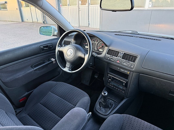 Volkswagen Bora 13 of 19