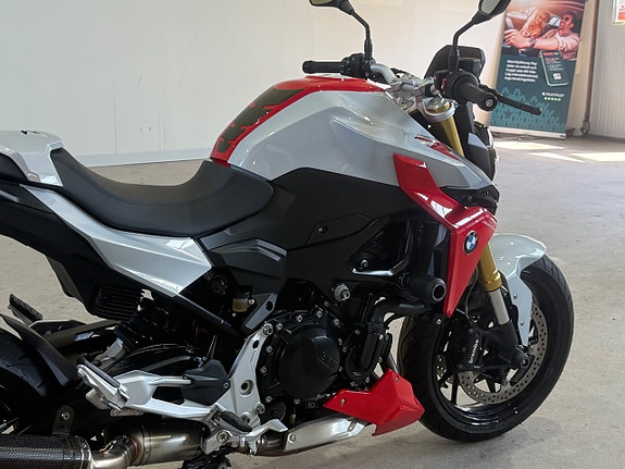 BMW Motorrad F 900 R Akrapovic 0kr insats räntekampanj 4 of 13