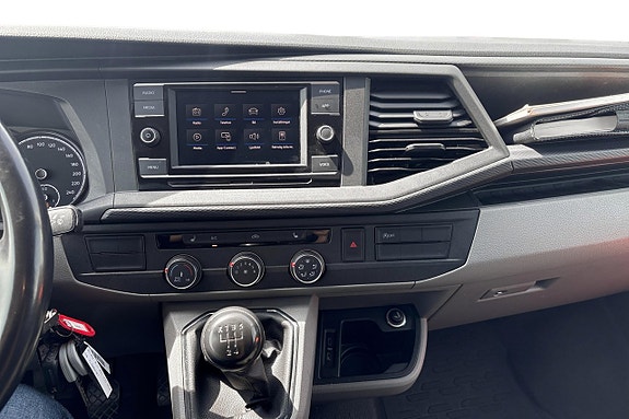 Volkswagen Transporter 8 of 11