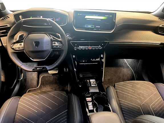 Peugeot 2008 6 of 15