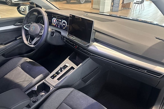 Volkswagen Golf I 19 of 26