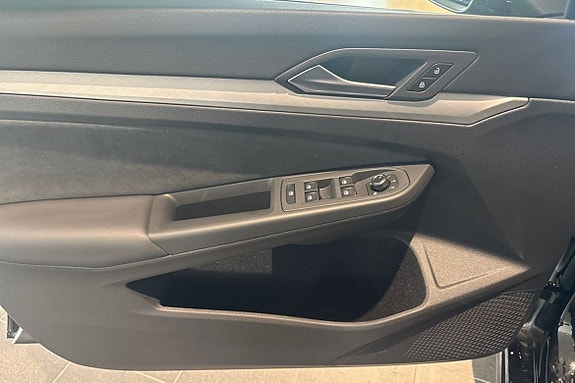 Volkswagen Golf I 6 of 26