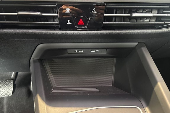 Volkswagen Golf I 13 of 26