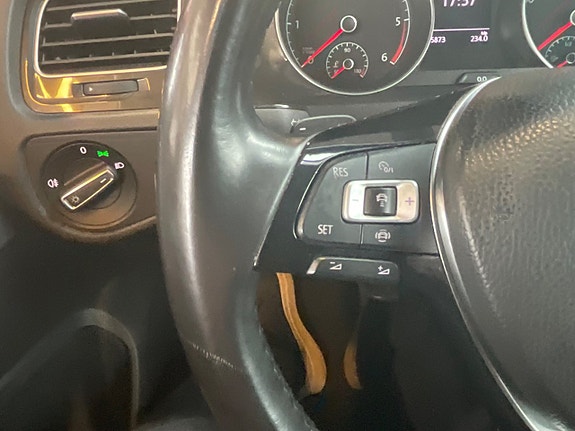 Volkswagen Golf I 16 of 19
