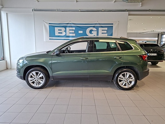 Skoda Karoq 2 of 5