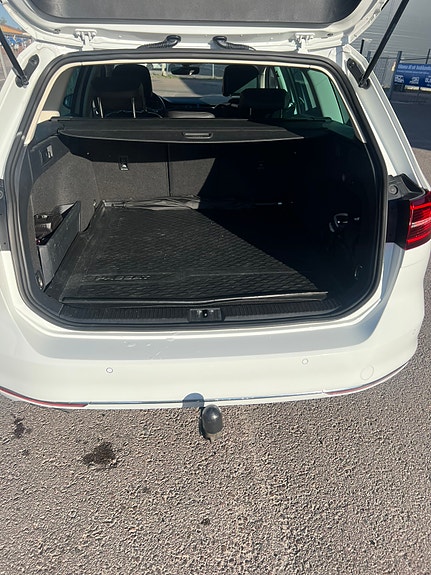 Volkswagen Passat 5 of 5