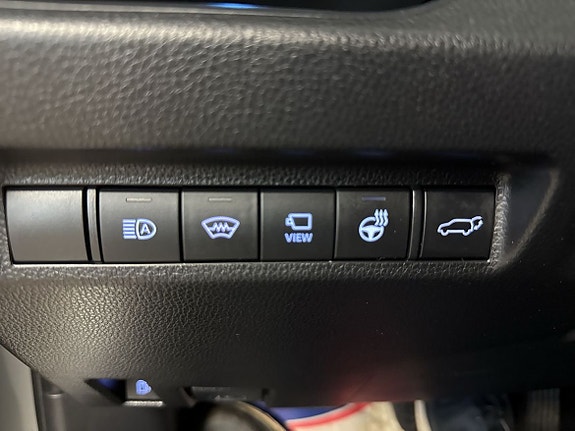 Toyota RAV4 21 of 29