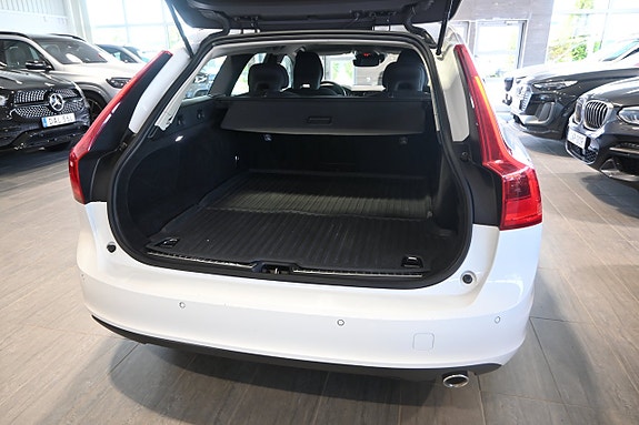 Volvo V90 15 of 23