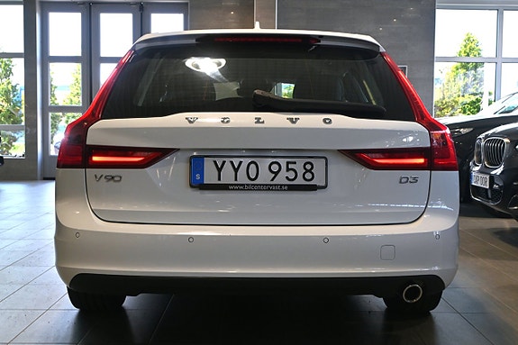Volvo V90 4 of 5