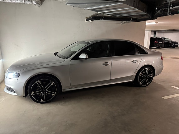 Audi A4 8 of 12
