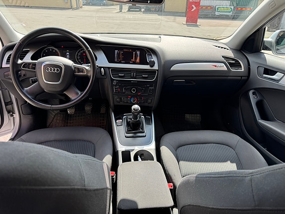 Audi A4 10 of 12