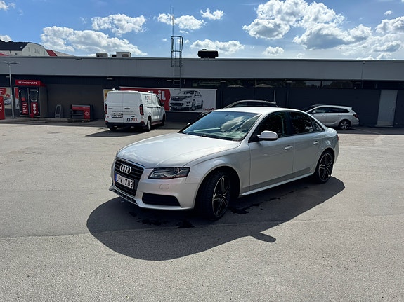 Audi A4 4 of 12