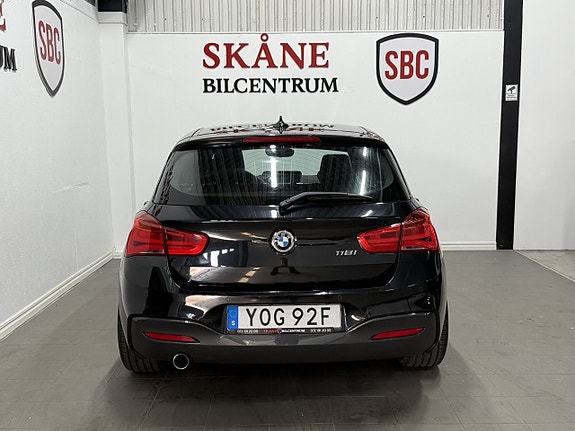 BMW 118i 5 of 5