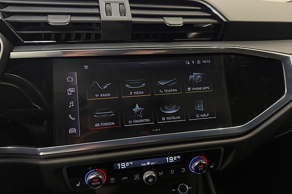 Audi Q3 14 of 23