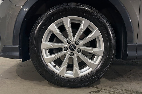 Audi Q3 23 of 23