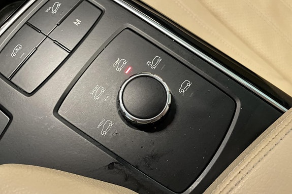 Mercedes-Benz GLS350 d 20 of 25