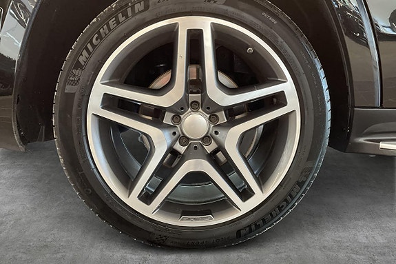 Mercedes-Benz GLS350 d 25 of 25