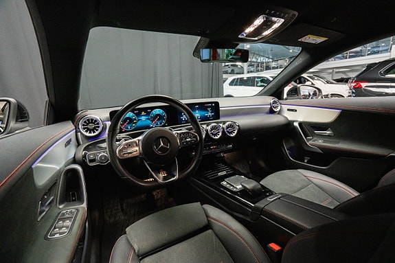 Mercedes-Benz CLA180 10 of 21