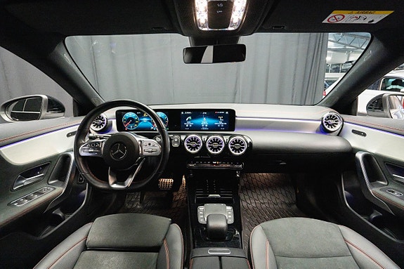 Mercedes-Benz CLA180 11 of 21