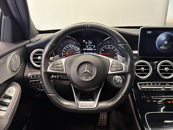 Mercedes-Benz C63 23 of 30