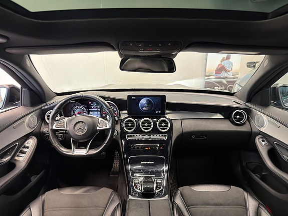 Mercedes-Benz C63 22 of 30