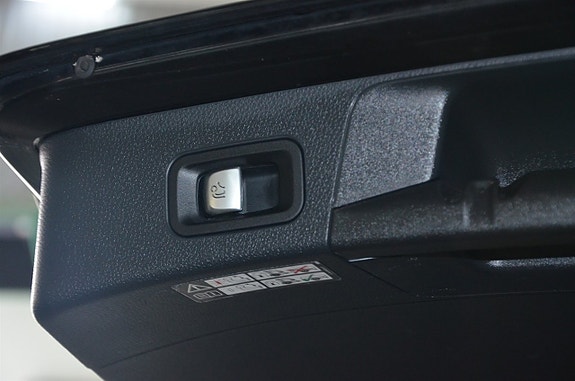 Mercedes-Benz C220 d 15 of 16