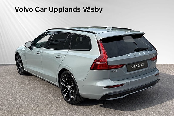 Volvo V60 4 of 14