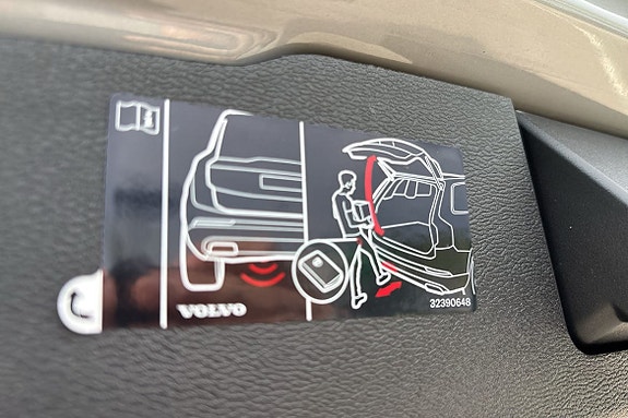 Volvo V60 14 of 14