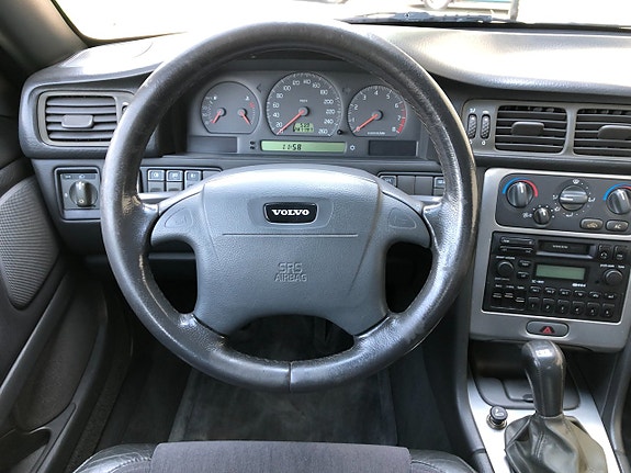 Volvo C70 9 of 13