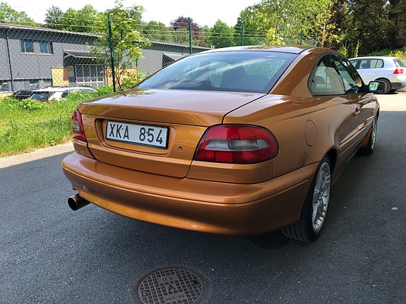 Volvo C70 3 of 5
