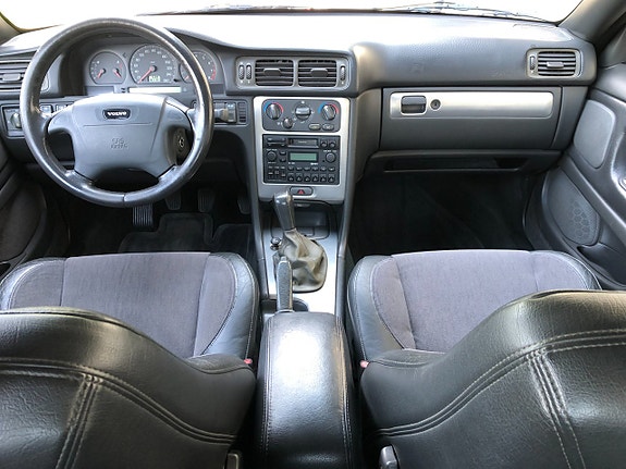 Volvo C70 8 of 13