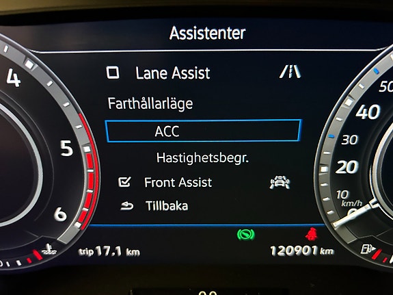Volkswagen Tiguan 21 of 25