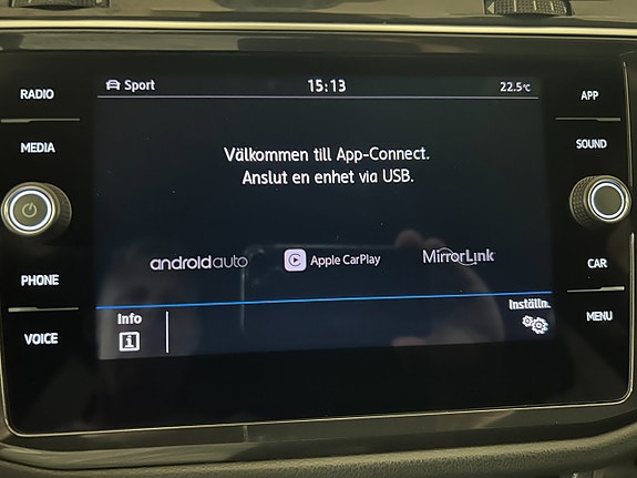 Volkswagen Tiguan 17 of 25