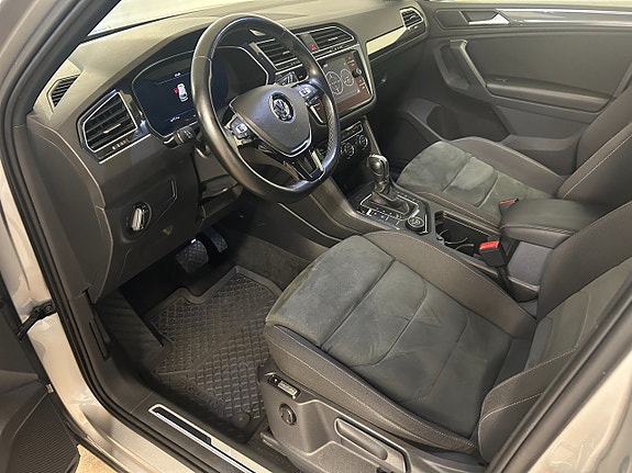 Volkswagen Tiguan 8 of 25