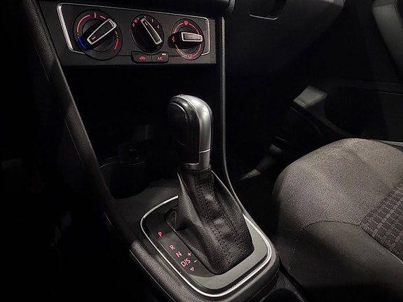 Volkswagen Polo 16 of 18