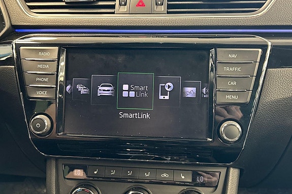 Skoda Superb 18 of 26
