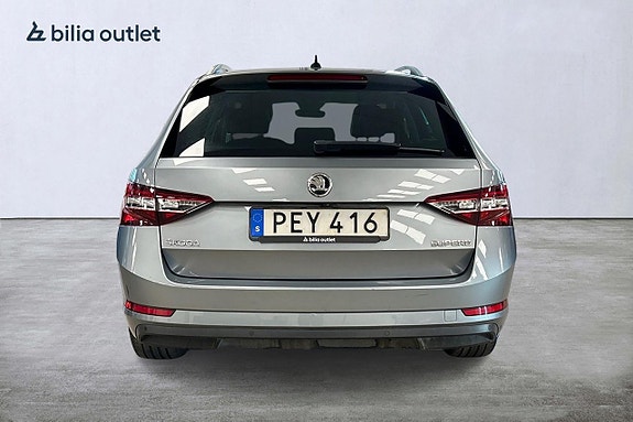 Skoda Superb 6 of 26