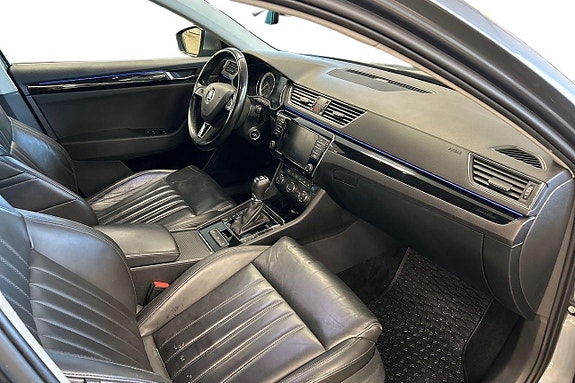 Skoda Superb 11 of 26