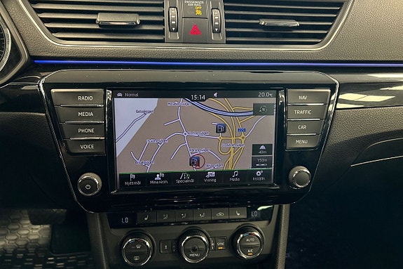 Skoda Superb 19 of 26