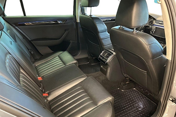 Skoda Superb 22 of 26