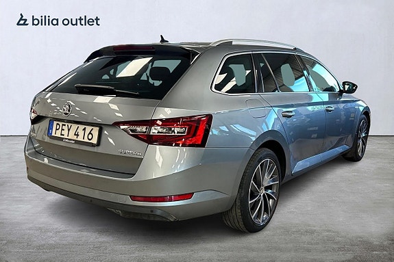 Skoda Superb 4 of 5