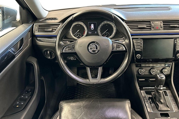 Skoda Superb 15 of 26