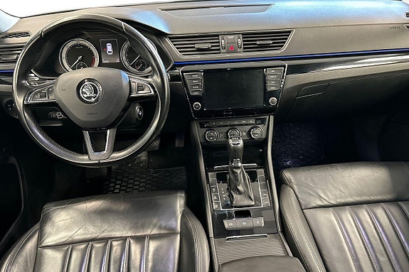 Skoda Superb 14 of 26