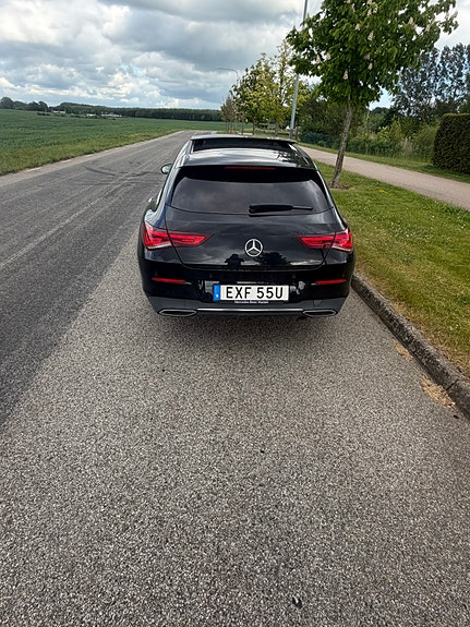 Mercedes-Benz CLA200 2 of 5