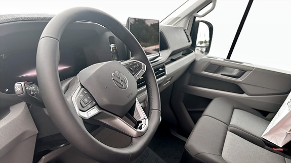 Volkswagen Crafter 7 of 12