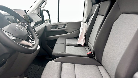 Volkswagen Crafter 9 of 12