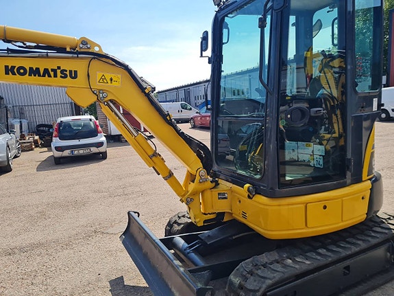 MINIGRÄVARE KOMATSU PC26 MR3 Ny TILT 3st beg. skopor 6 of 10